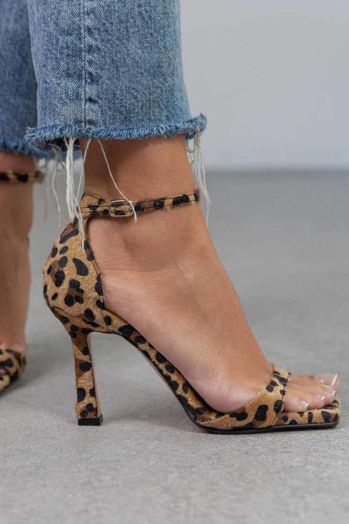 AFRIQUE | Sandales à Talons Hauts Animalières pour un Look Chic et Unique