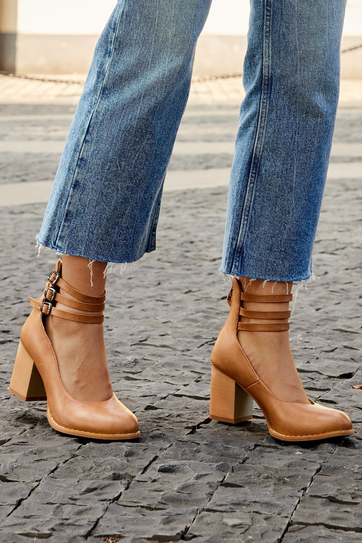 Caa™ | Sandales élégantes à talon épais et bride de cheville pour un look sophistiqué