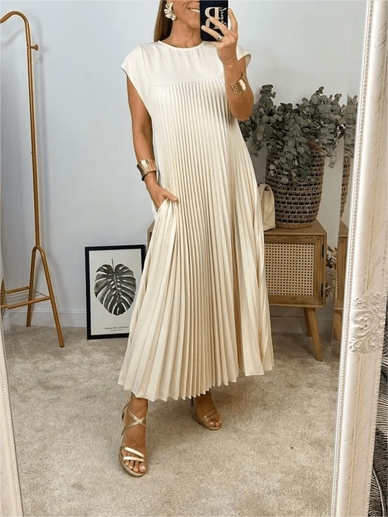 Sandra | Robe Élégante Plissée