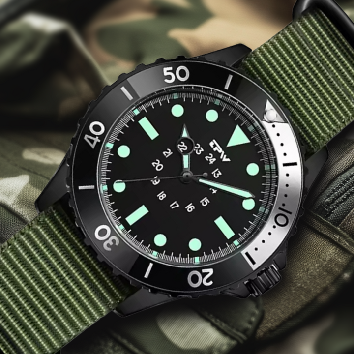 Taktisk™ – Montre de Plongée Tactique Étanche