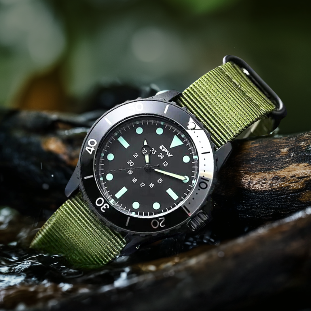 Taktisk™ – Montre de Plongée Tactique Étanche