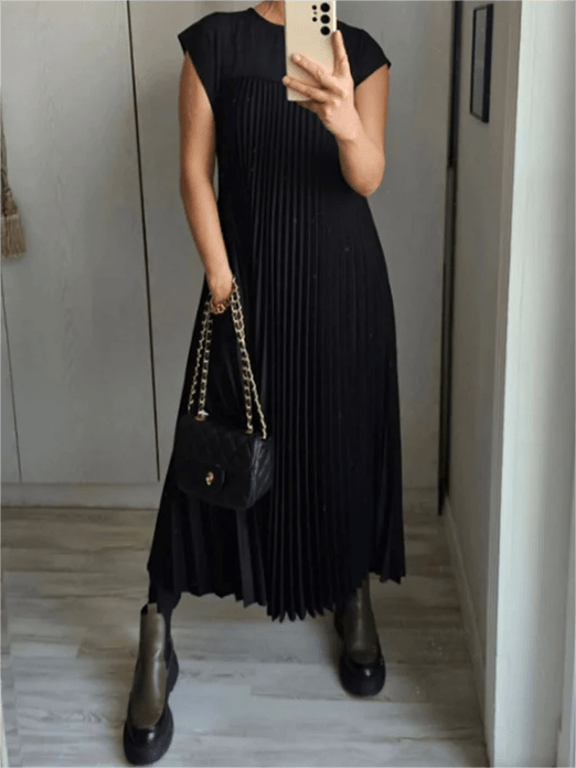 Sandra | Robe Élégante Plissée