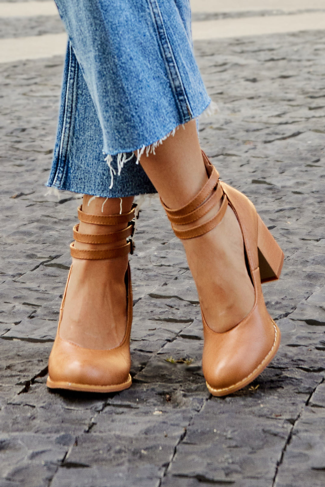 Caa™ | Sandales élégantes à talon épais et bride de cheville pour un look sophistiqué