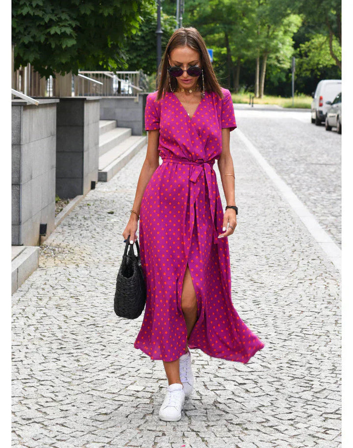 Suzanne | Robe élégante à col en V