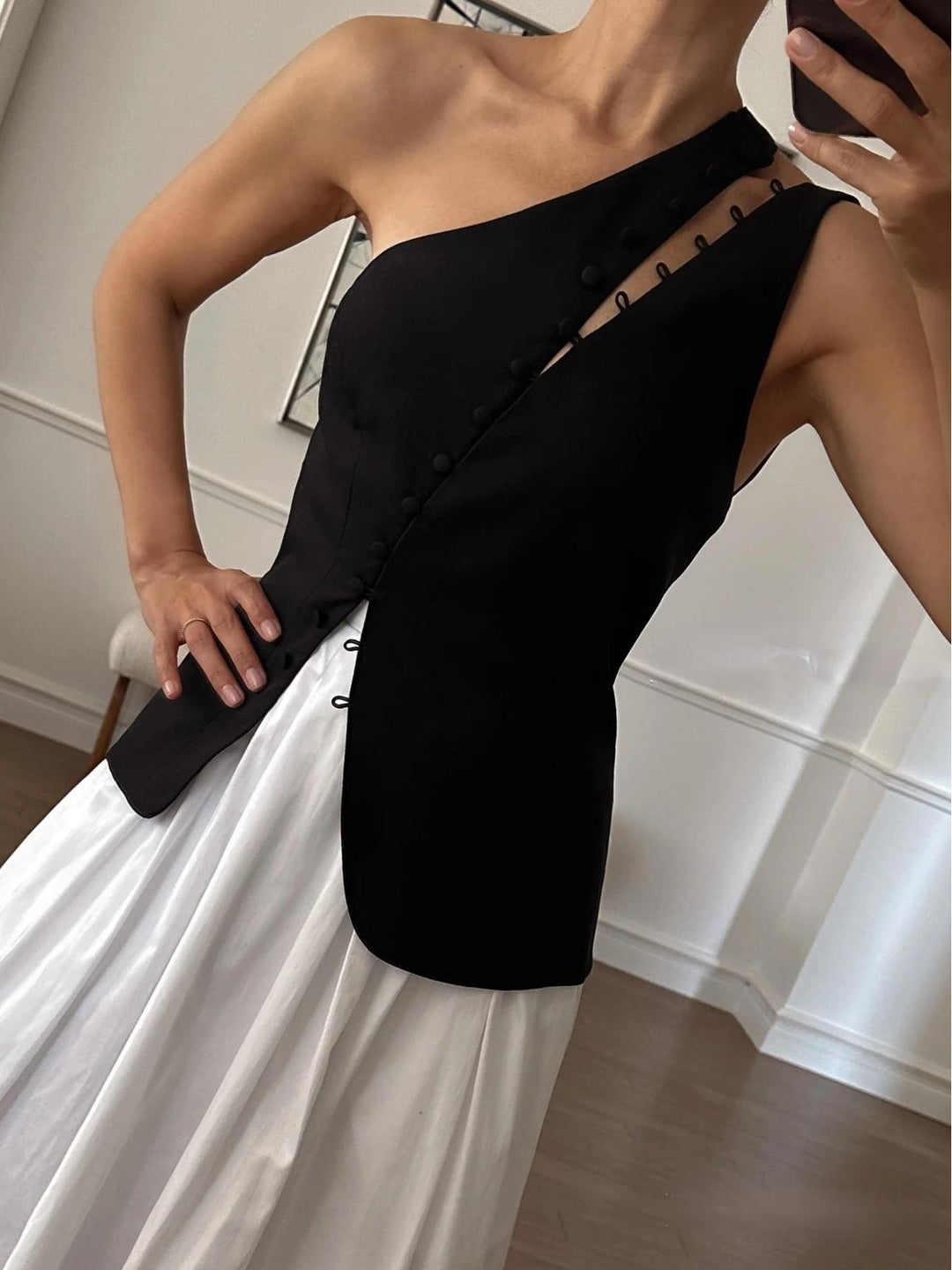 Top Asymétrique