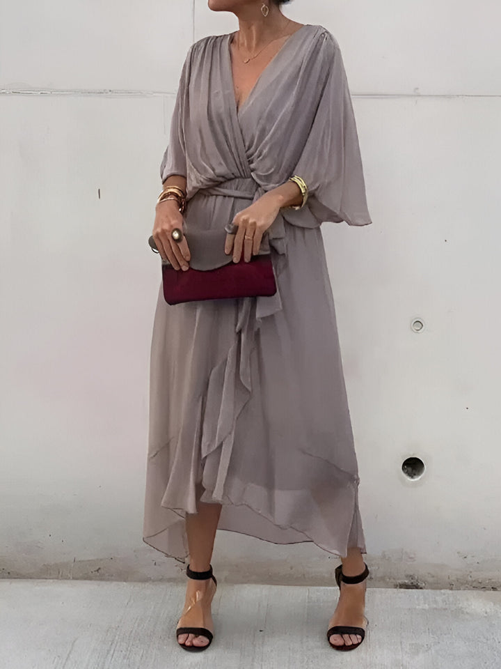 Alice | Robe élégante à col en V