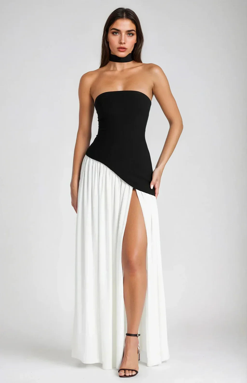 Alessia™ | Robe Asymétrique avec Choker